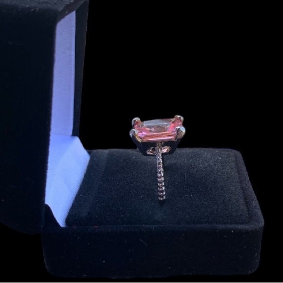 STERLING SILVER PINK & WHITE RADIANT RING - Picture 7 of 8